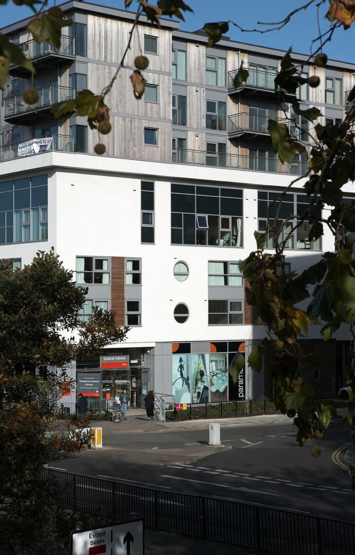 The Paramount, Swindon Exterior photo